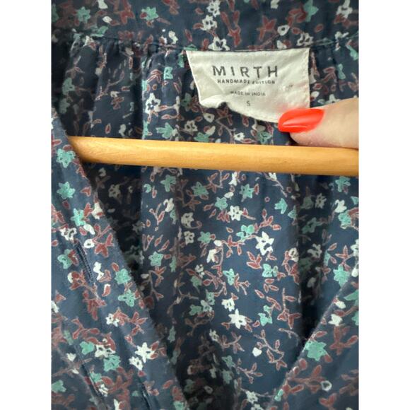 Mirth Palm Springs Caftan in Blue Florals Size Small - Picture 8 of 13